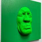 gregos - Fluo green light sadness on green background