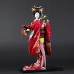 Japanese Doll – Geisha with Fan in Red Kimono - Pop, Antiek en Kunst