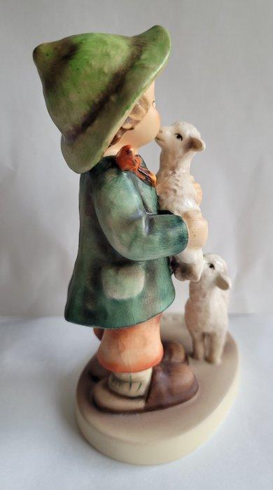 Beeldje - Hummel Goebel Schapenherder - TMK6 - Porselein, Antiek en Kunst, Curiosa en Brocante