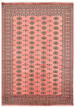 Buchara, Pakistan, Tout nouveau magnifique tapis, Nieuw
