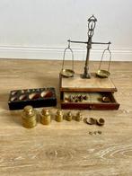 Apothekersweegschaal (2) - Birch - Apotheek c/accessoires., Antiek en Kunst