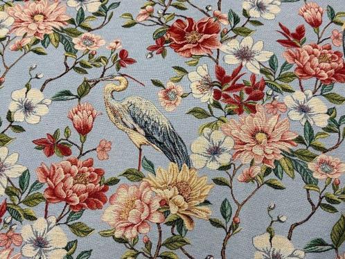 Elégance fleurie : Gobelin aux hérons et pivoines sur fond, Antiek en Kunst, Antiek | Tapijten, Tafelkleden en Textiel
