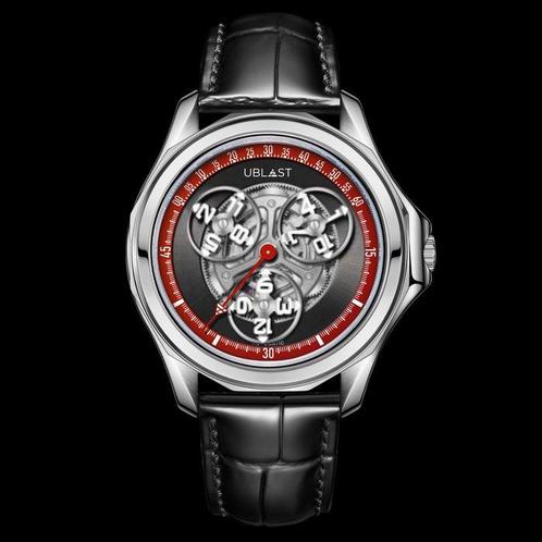 Ublast - Axial Force - Automatic Ltd Edition - REF.UBAXF42RD, Handtassen en Accessoires, Horloges | Heren