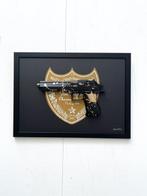 Suketchi - Dom Perignon - Luxury Pistol, Antiek en Kunst