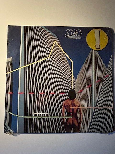 Yes - 4 Albums - Différents titres - 2x albums LP (double, Cd's en Dvd's, Vinyl Singles