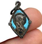 Gotische en mysterieuze antieke religieuze medaille van