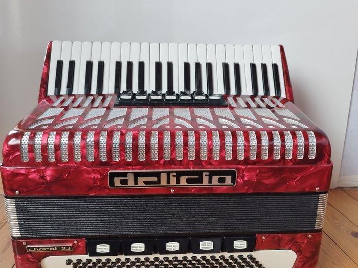 DELICIA - Choral 23 - chromatique - 120 basses - - Accordéon, Muziek en Instrumenten, Blaasinstrumenten | Blokfluiten