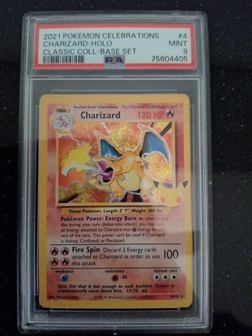 Pokémon - 1 Graded card - Dracaufeu 4/102 Foil, Première beschikbaar voor biedingen