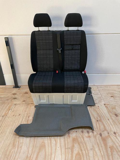Bank Bijrijder Sprinter w906 Ruitjes +klaptafel, Auto-onderdelen, Interieur en Bekleding, Gebruikt, 3 maanden garantie, Mercedes-Benz
