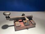 Morse telegraaf ontvanger - Gietijzer en andere materialen., Antiek en Kunst