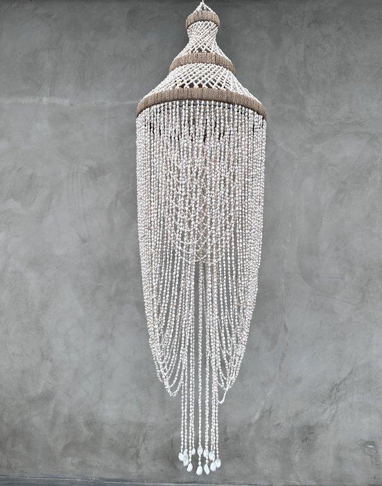 NO RESERVE PRICE - SL05 - Stunning Shell Chandelier -, Antiek en Kunst, Kunst | Designobjecten