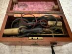 Electro therapie apparaat - Instrument médical - Acajou