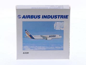 Schaal 1:500 Herpa 501637 Airbus Industrie A320 Reg. NA #..., Ophalen of Verzenden
