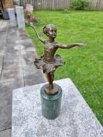 Beeld, Bronze Ballerina Girl Handmade - 31.5 cm - Brons,