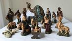Complete Groep van 17 Antieke Beelden - Kerststal - Rubber, Antiek en Kunst