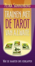 Trainen met de tarot van A.E. Waite 9789063785512, Boeken, Esoterie en Spiritualiteit, Verzenden, Gelezen, Petra Sonnenberg
