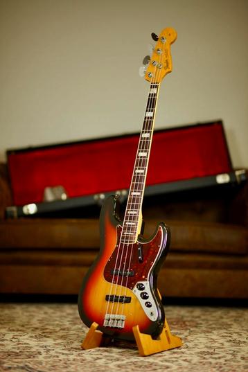 Fender Jazz Bass 1968 4.060kg | 3-Tone Sunburst beschikbaar voor biedingen