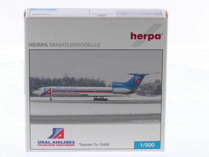Schaal 1:500 Herpa 500265 Tupolev Tu-154M Ural Airlines R..., Hobby en Vrije tijd, Modelbouw | Vliegtuigen en Helikopters, Zo goed als nieuw