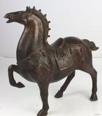 Groot beeld Tang style paard - Verguld brons - Azië  (Zonder