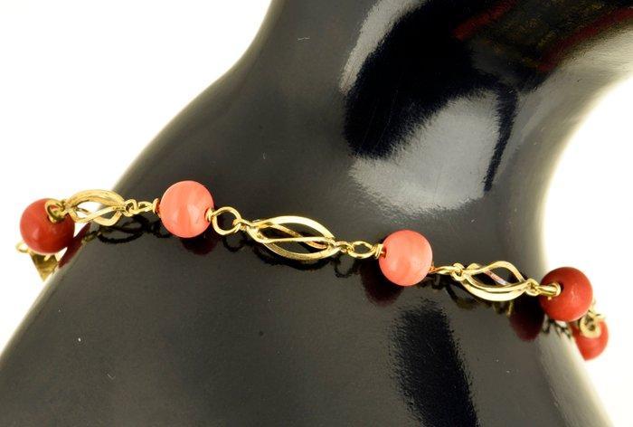 Kralenarmband - 18 karaat Geel goud Koraal, Handtassen en Accessoires, Antieke sieraden