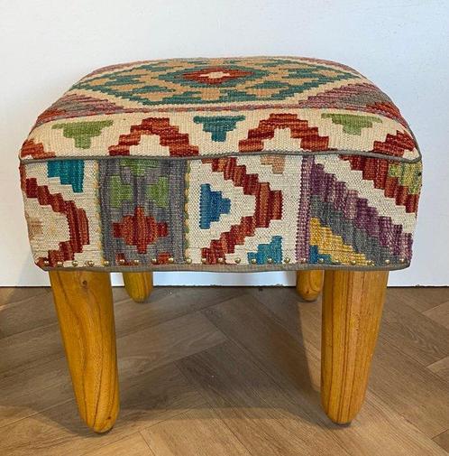 Poef - Hout, Wol, Antiek en Kunst, Kunst | Designobjecten