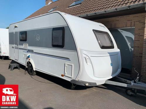 Knaus Sport 550 FSK - Stapelbed, luifel, airco &amp; mover, Caravans en Kamperen, Caravans, 1000 - 1250 kg, Airco, Gascomfoor