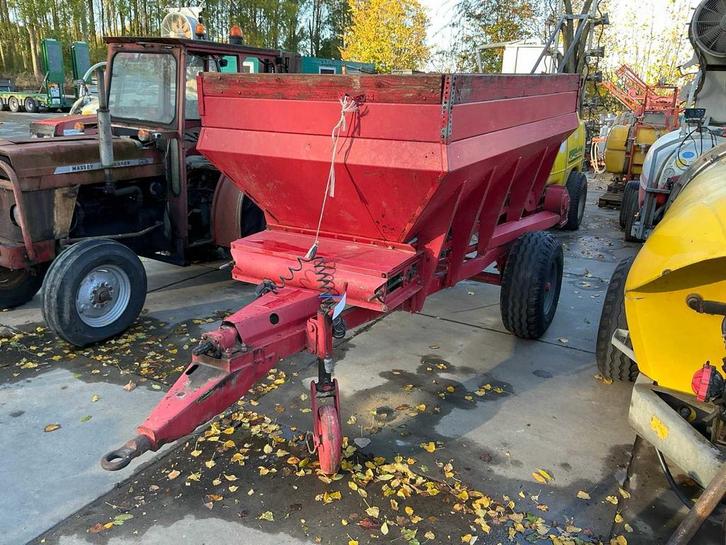 Online veiling - Getrokken kunstmeststrooier, Zakelijke goederen, Landbouw | Werktuigen, Ophalen