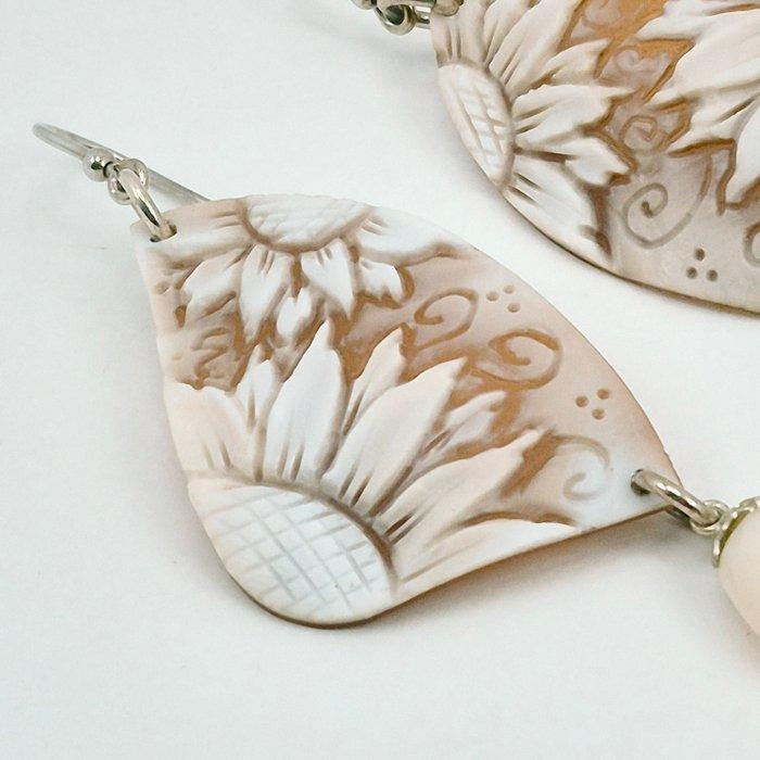 Koraal - Zilver - Oorbellen - CAMMEO met de hand gegraveerd, Verzamelen, Mineralen en Fossielen