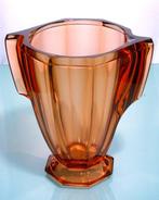 Vase - Leafy motif Modèle 19085 - Verre pressé, Antiek en Kunst