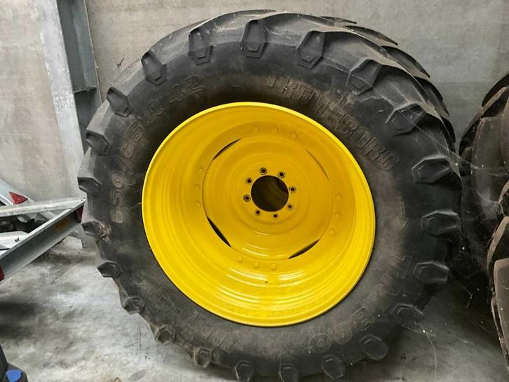 Trelleborg Tm800 Tractorband met velg (2x), Zakelijke goederen, Landbouw | Tractoren