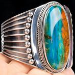 Unique en son genre - Nouvelle découverte dopale au Chili, Collections