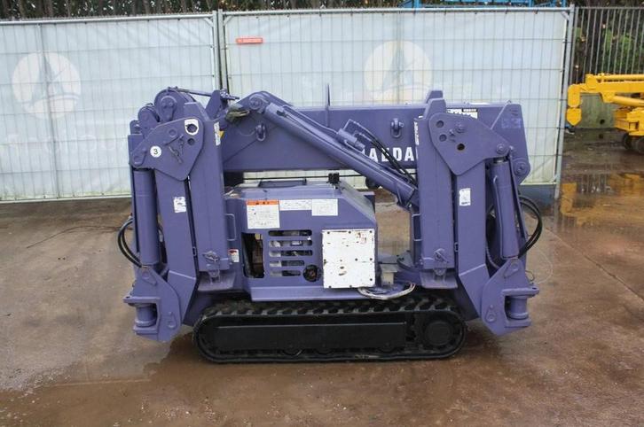 Veiling: Hijskraan Maeda MC-205 Diesel 2500kg 7m 2013, Zakelijke goederen, Machines en Bouw | Kranen en Graafmachines, Ophalen