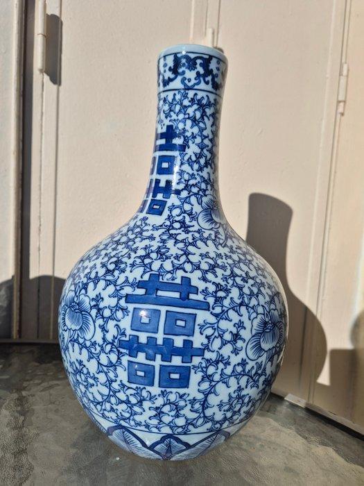 Grote Chinese vaas blauw-wit – Decor Double Bonheur  – XXe, Antiquités & Art, Antiquités | Autres Antiquités