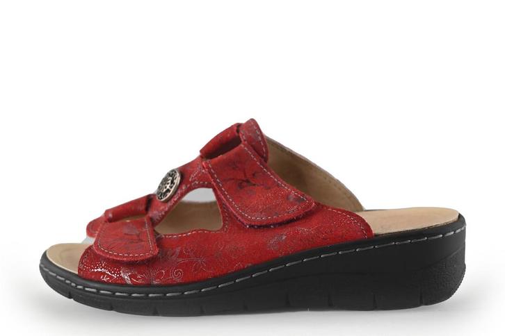 Belvida Slippers in maat 35 Rood, Kleding | Dames, Schoenen, Rood, Zo goed als nieuw, Slippers, Verzenden