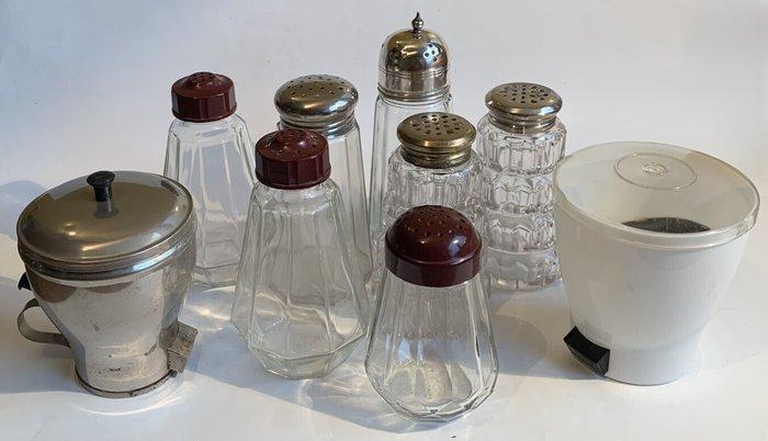 Suikerstrooier (7) - glas, bakeliet, plastic, (verzilverd), Antiek en Kunst, Antiek | Keukengerei