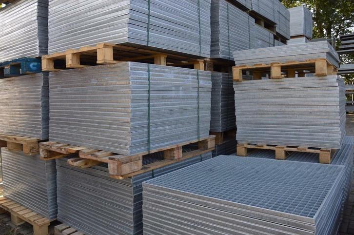 Looproosters | galva | persroosters, Doe-het-zelf en Bouw, Metalen, Zo goed als nieuw, IJzer, Verzenden