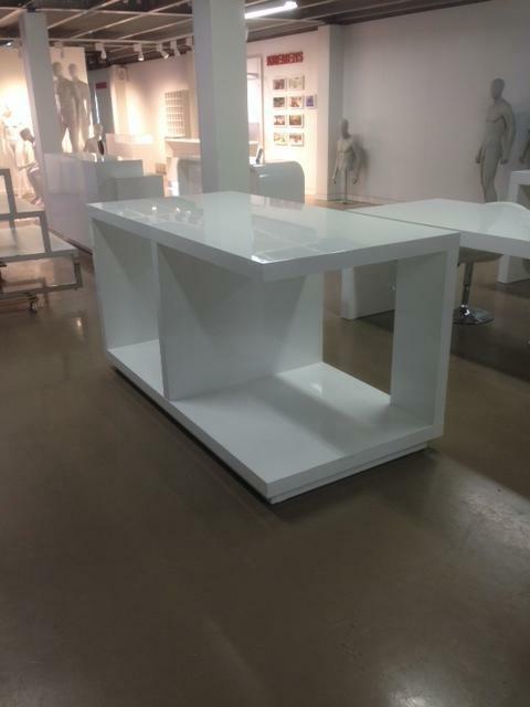 *TIP*  Glossy tafel leuk ontwerp, Zakelijke goederen, Kantoor en Winkelinrichting | Winkel en Inventaris, Ophalen of Verzenden