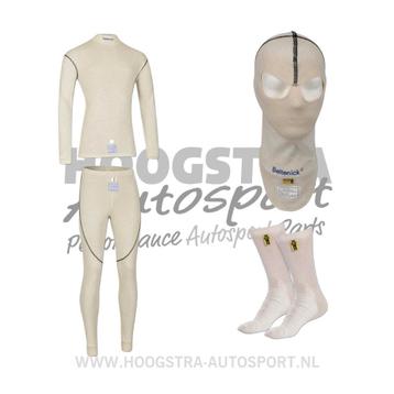 Complete set brandwerende onderkleding beschikbaar voor biedingen