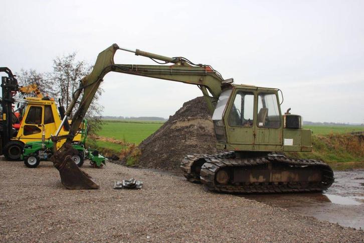 Veiling: Rupsgraafmachine Atlas Diesel, Articles professionnels, Machines & Construction | Grues & Excavatrices, Enlèvement