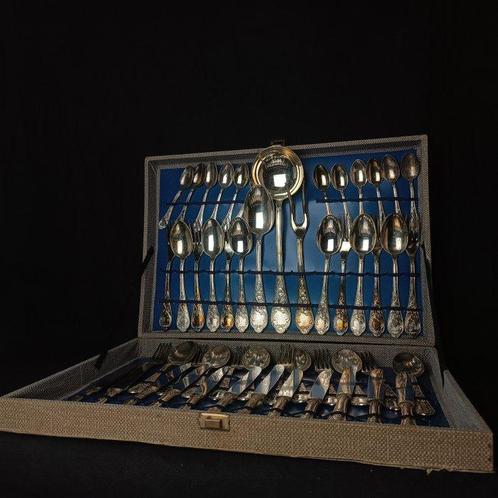 Ménagère pour 12 personnes (51) - Acier, Plaqué(e) argent, Antiek en Kunst, Antiek | Meubels | Tafels