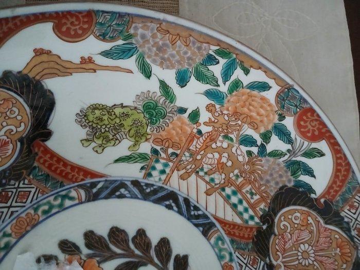 Japans bord van Imari porselein - Porselein - Japan - Edo, Antiek en Kunst, Antiek | Overige Antiek