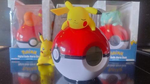 Nintendo - 3 x Pokemon alarm radio en Pikachu figuurtje -, Games en Spelcomputers, Spelcomputers | Overige Accessoires