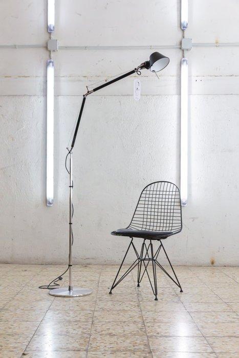 Artemide - Michele De Lucchi, Giancarlo Fassina - Staande, Antiek en Kunst, Antiek | Meubels | Stoelen en Sofa's