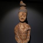 Oud Chinees, Tang-dynastie Terracotta Vrouwfiguur. 36 cm