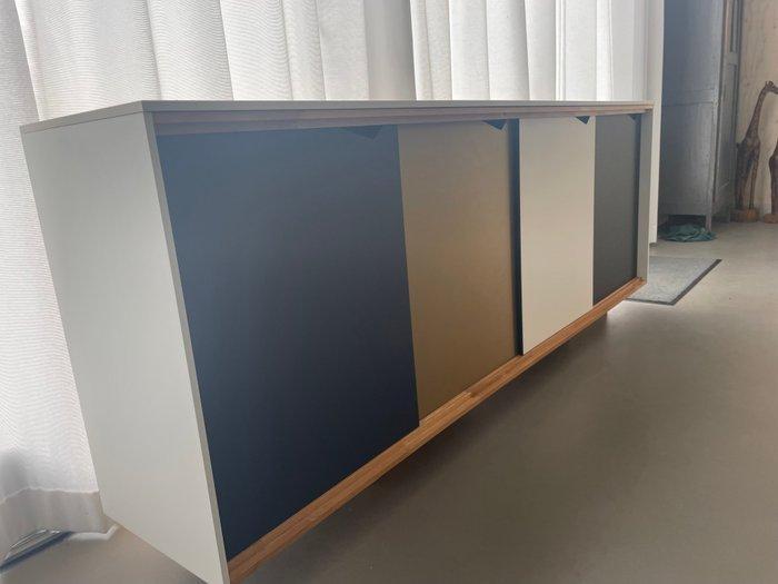 Kvik - Dressoir - Eik, Hout, Antiek en Kunst, Antiek | Meubels | Stoelen en Sofa's