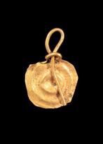 Viking periode Goud Hanger met disc (Zonder Minimumprijs), Antiek en Kunst