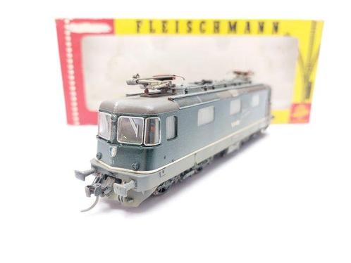 Fleischmann H0 - 1349 - Elektrische locomotief (1) - VHB Re, Hobby & Loisirs créatifs, Trains miniatures | HO