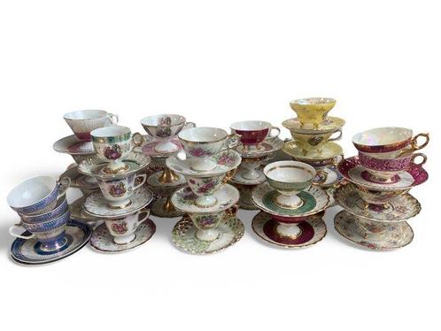 Service à thé (55) - Porcelaine - Versailles et duchesse, Antiek en Kunst, Antiek | Meubels | Tafels