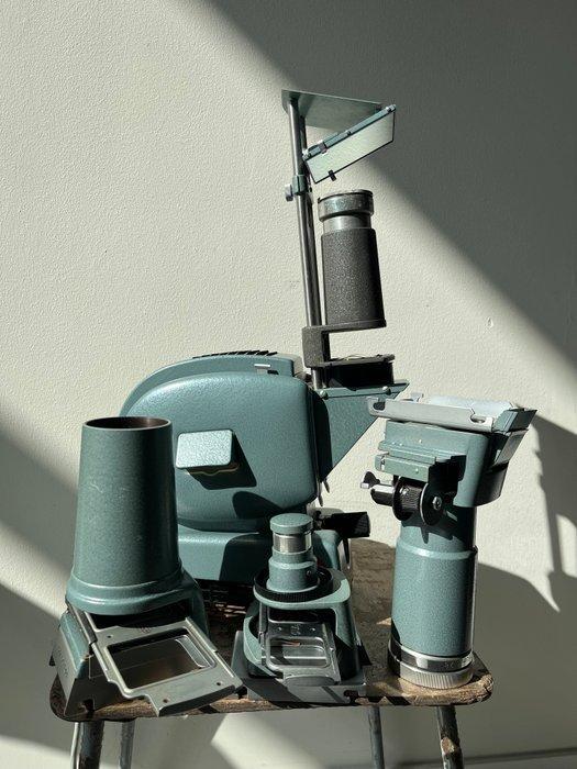 Leitz Prado Projecteur de diapositives, Collections, Appareils photo & Matériel cinématographique