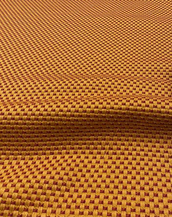 Een geweven stof met een regelmatig geometrisch dessin van, Antiquités & Art, Tapis & Textile